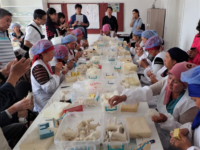 日本発、JICA提唱の一村一品運動がキルギスで開花